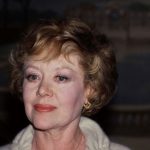 La vida de Julie Andrews contada en primera persona, sin soltarles las manos a sus personajes de Mary Poppins y La novicia rebelde