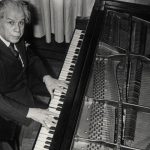 El inclasificable Mono Villegas,  el pianista argentino que tocó con Martha Argerich y que con contrato en los Estados Unidos se negó a grabar música cubana